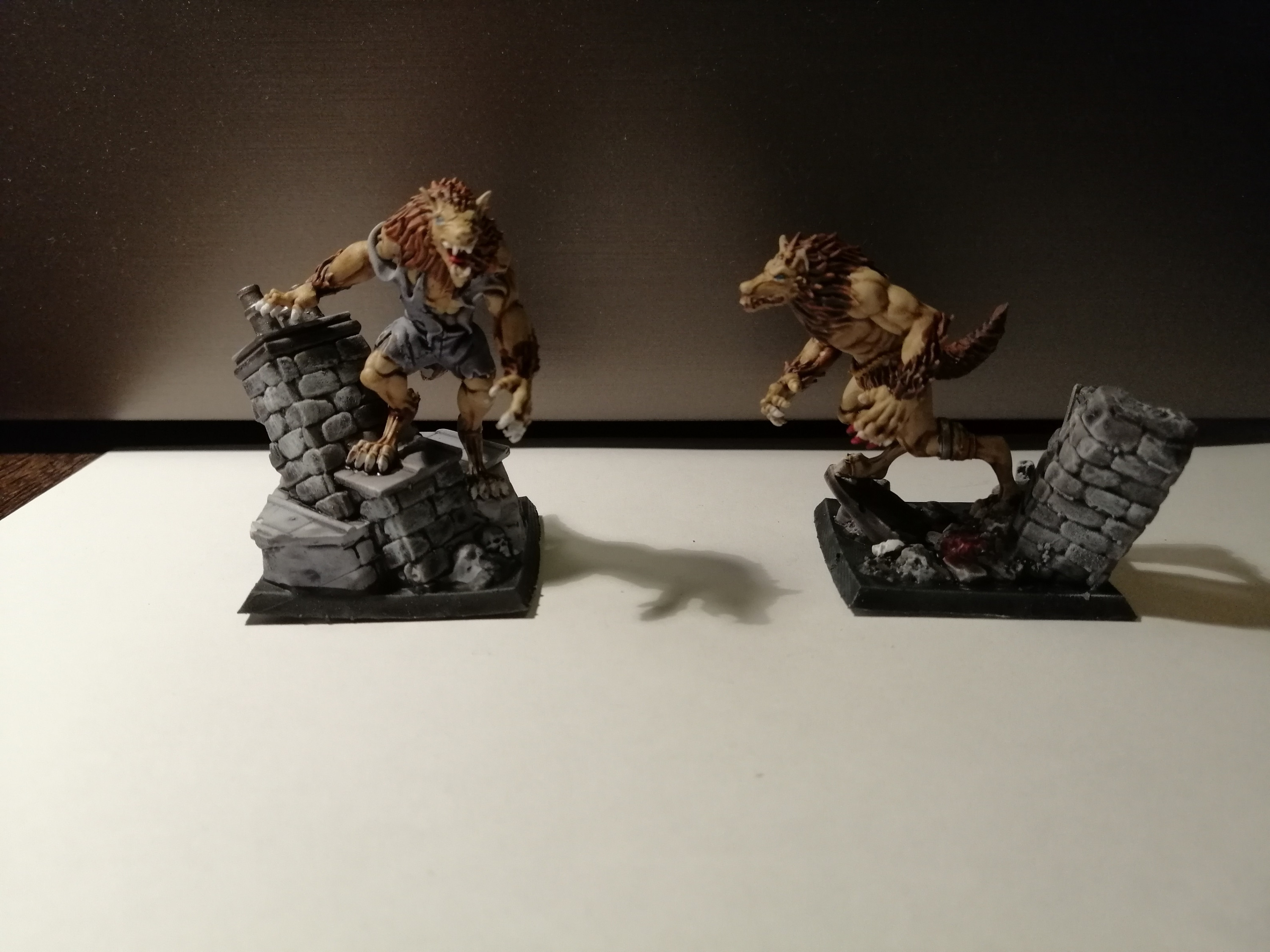 Werewolves(Highland Miniatures)