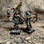 Waldläuferhauptmann Tysmael und Waldpirscher Liómir. Bevor du sie sehen oder hören kannst, finden ihre Pfeile dein Herz.
